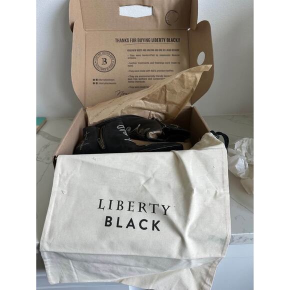 LIBERTY BLACK DALIA ANKLE Cowboy BOOTS IN BLACK 10 - Picture 7 of 7